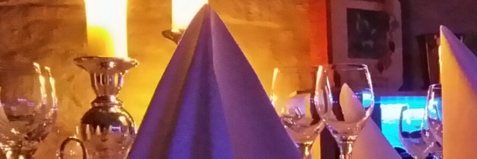 MAGNUS - der Weinkeller (1).jpg